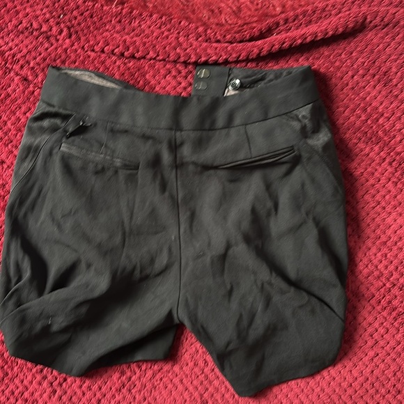 Wilfred Black High Waist Pleated Shorts - Picture 6 of 11